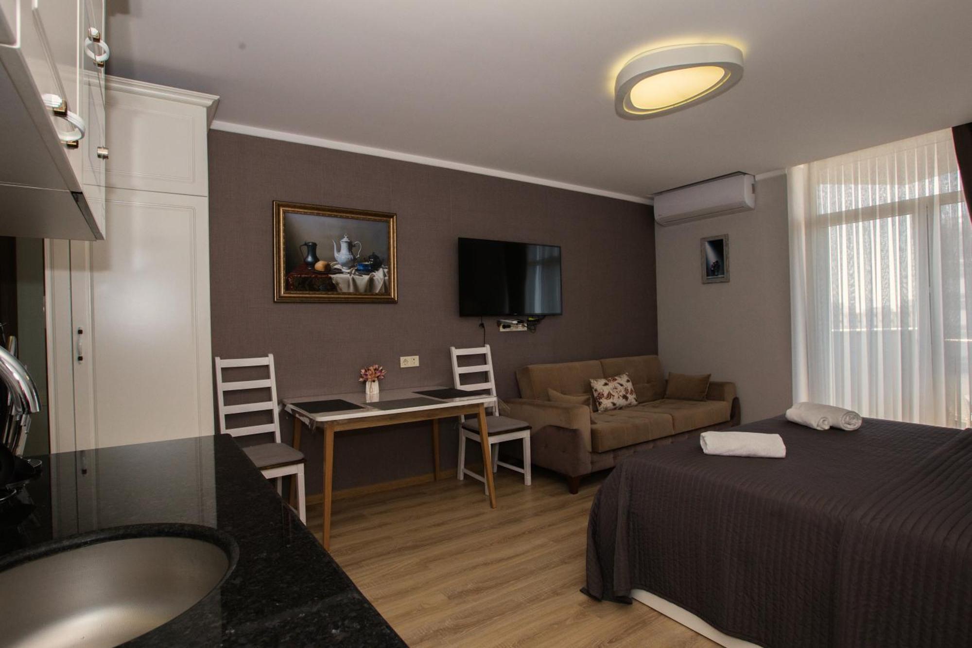 Panorama Sea Tower Aparthotel Batumi Ngoại thất bức ảnh