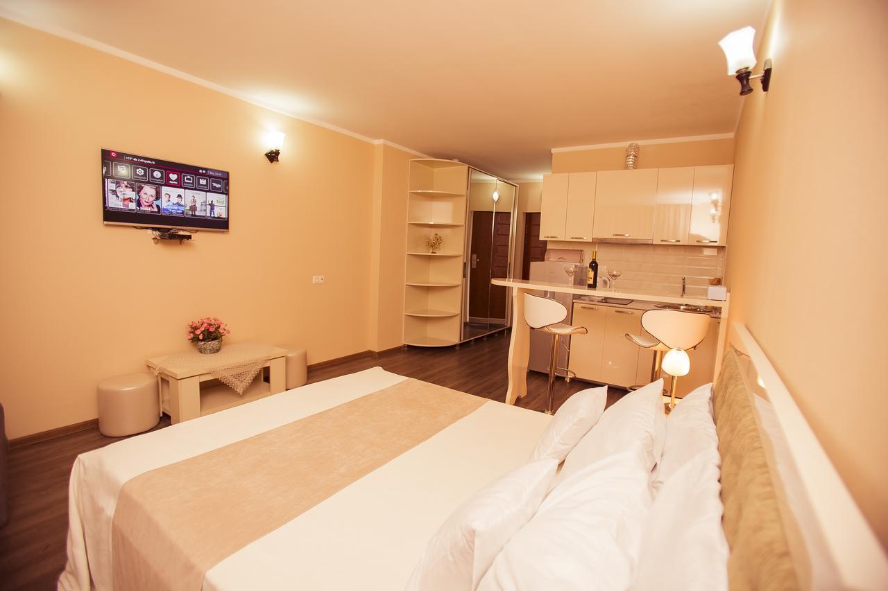 Panorama Sea Tower Aparthotel Batumi Ngoại thất bức ảnh